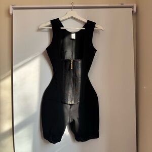 Shapewear, Size M – Super Strong, Good Condition